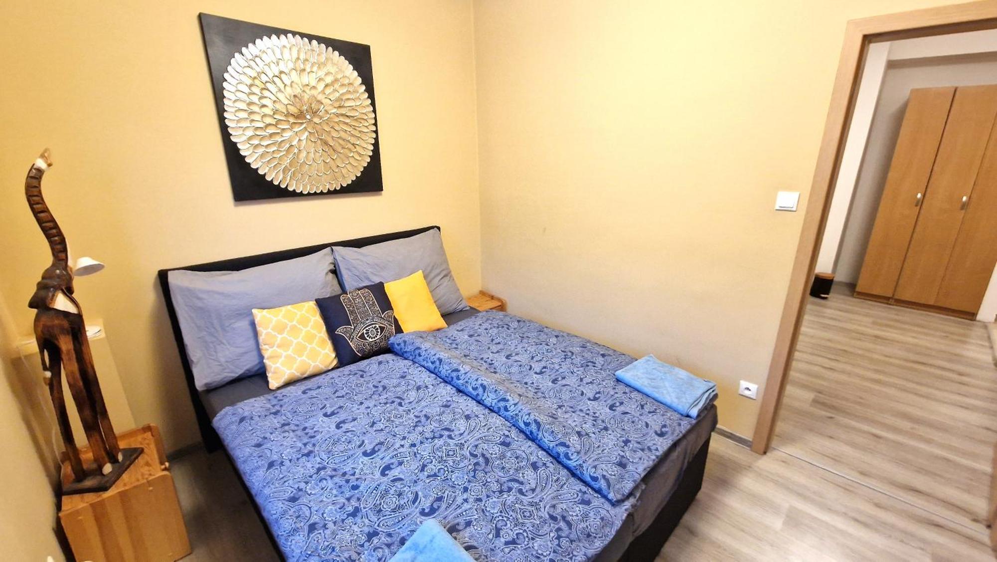 3 Room City Center Apartment By Bratislavatrip Bagian luar foto
